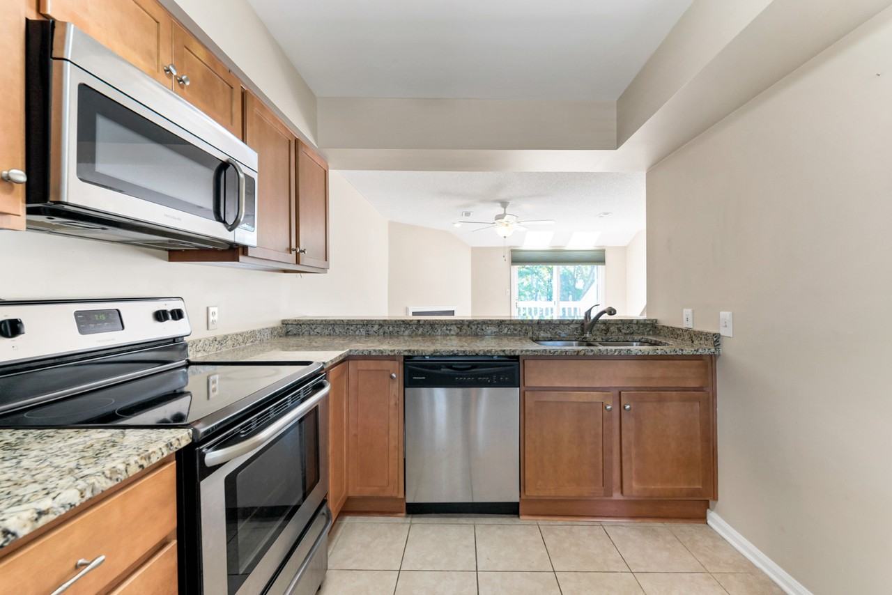 670 Seawatch Cv #1 - Photo 7 of 11
