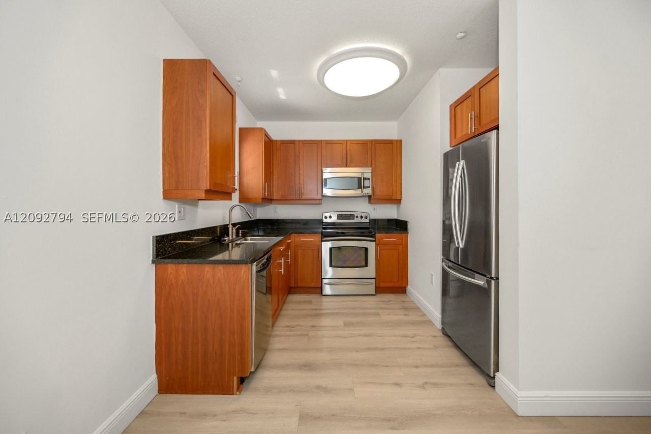 341 Sw 13th Ter #341 - Photo 4 of 16
