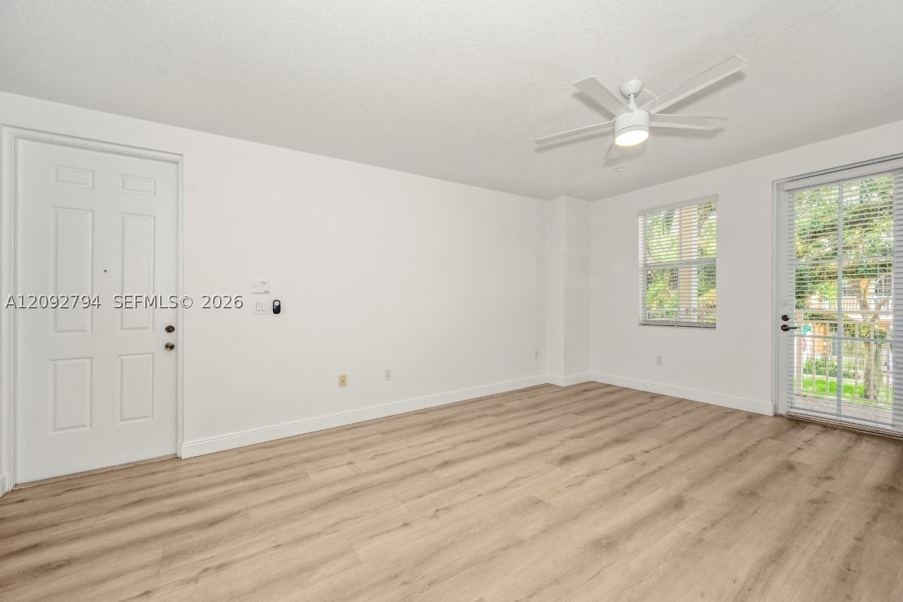 341 Sw 13th Ter #341 - Photo 7 of 16