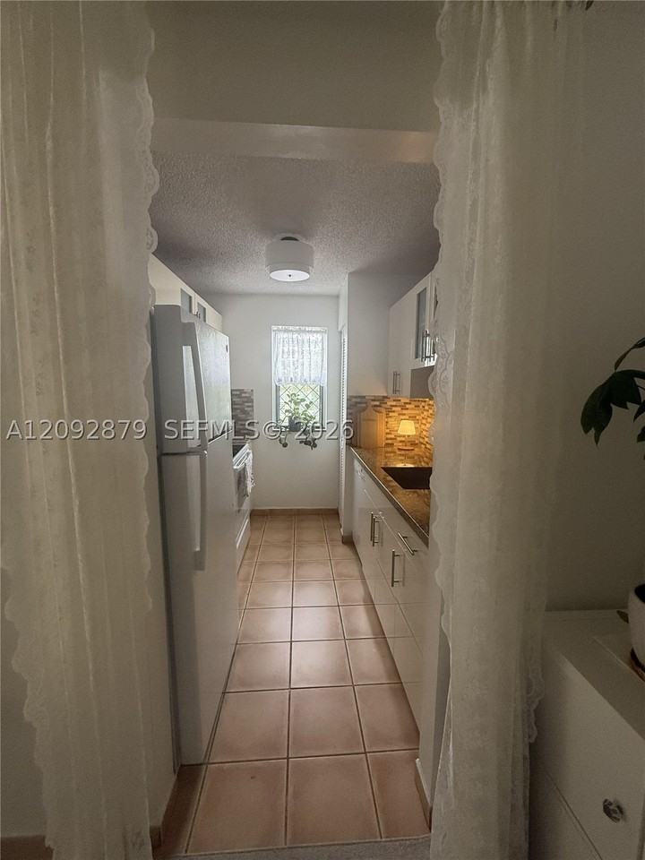 15650 Sw 80th St #F208 - Photo 6 of 11