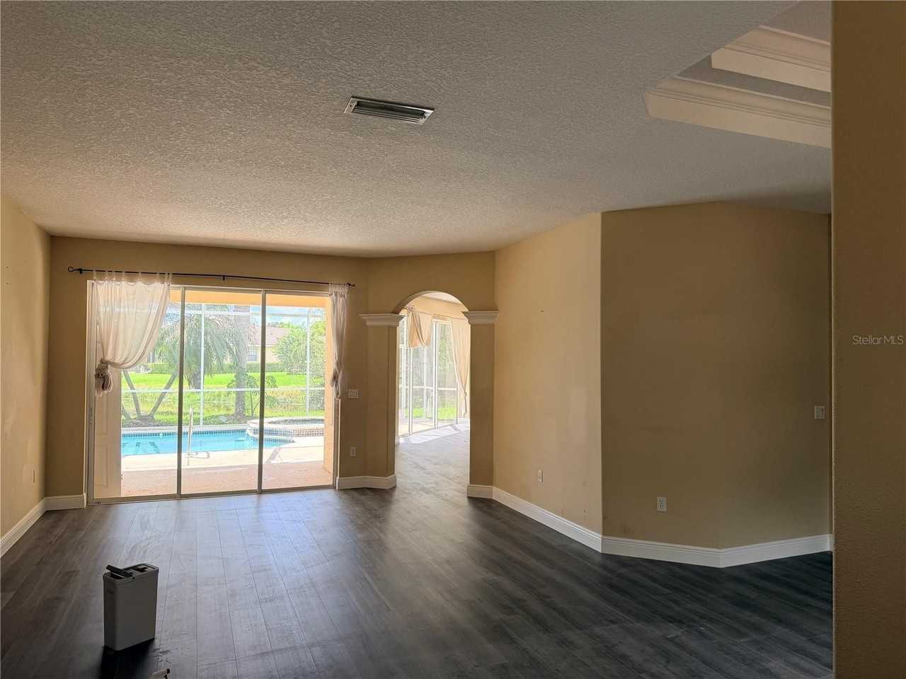 4621 Sweetmeadow Cir - Photo 3 of 26