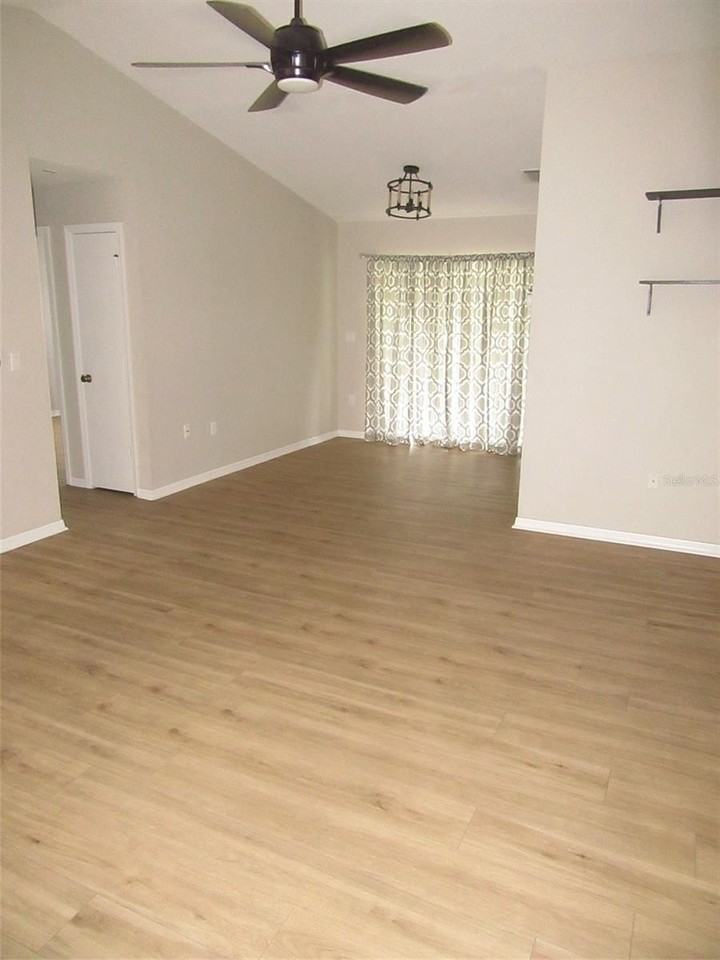 24 Allworthy St - Photo 3 of 15