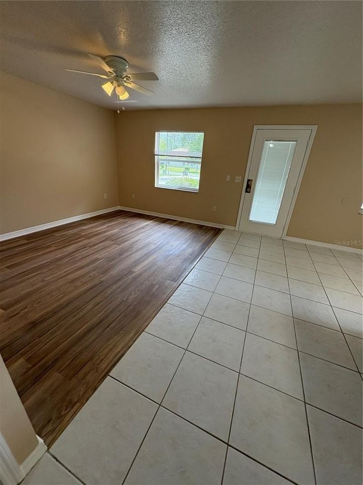 47 Eton Ln #A - Photo 6 of 9