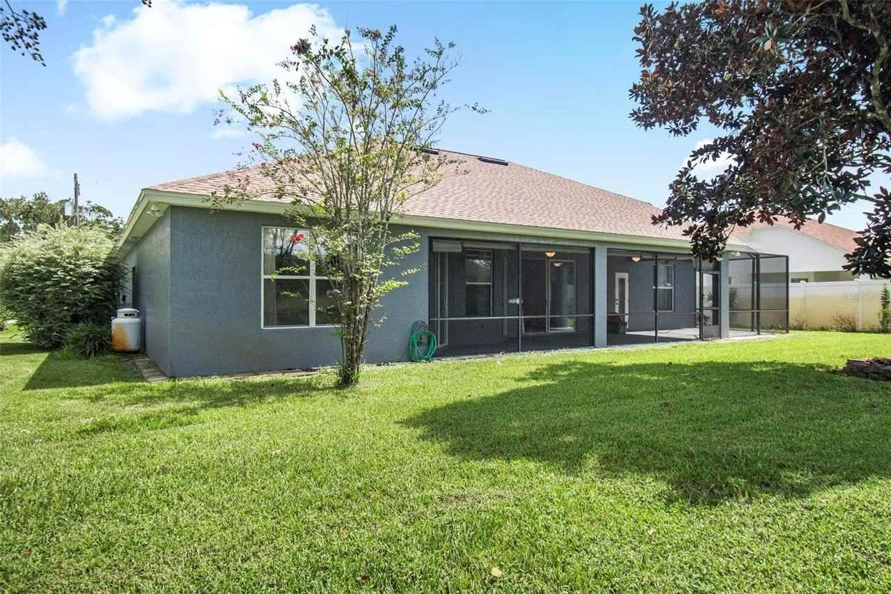 63 Ebb Tide Dr - Photo 2 of 27