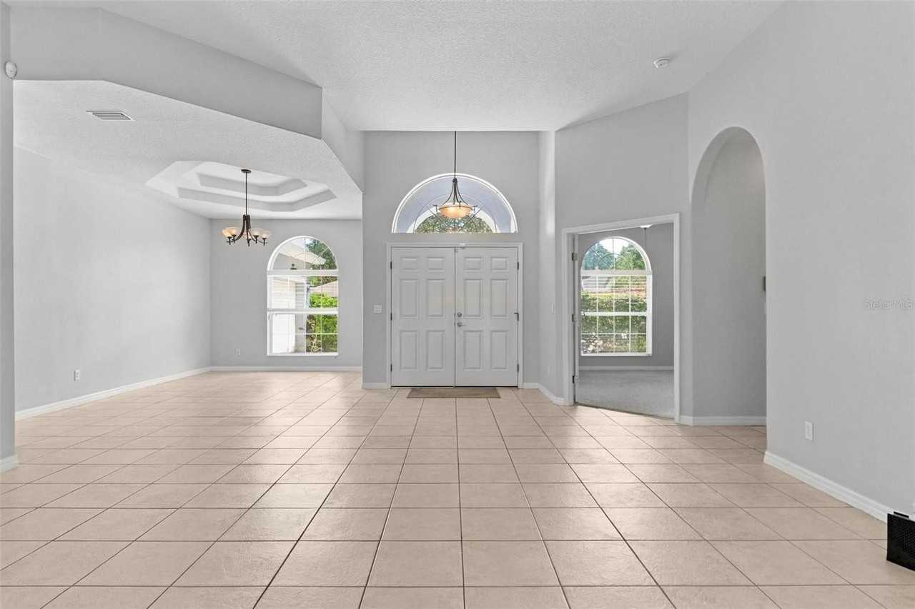 63 Ebb Tide Dr - Photo 3 of 27