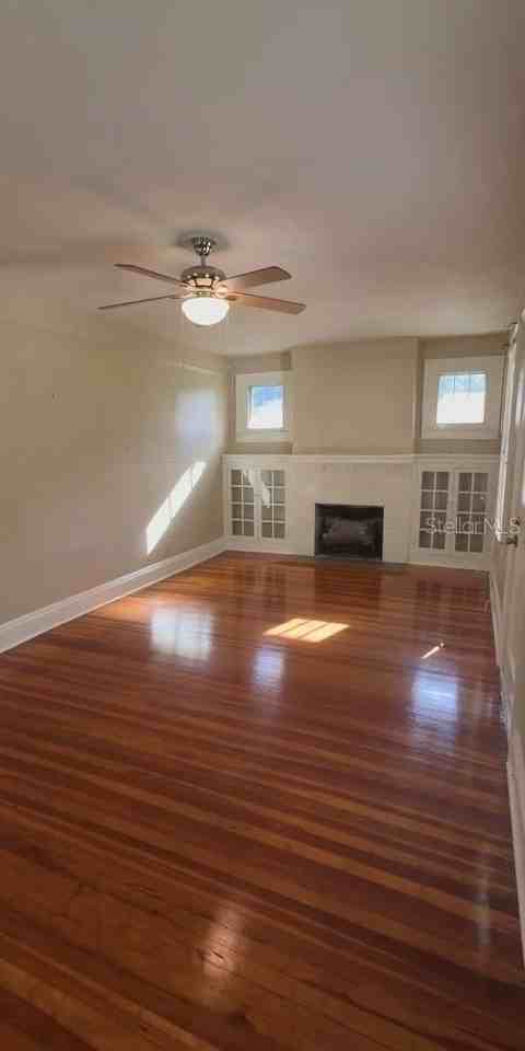 330 W Stanley St - Photo 3 of 15