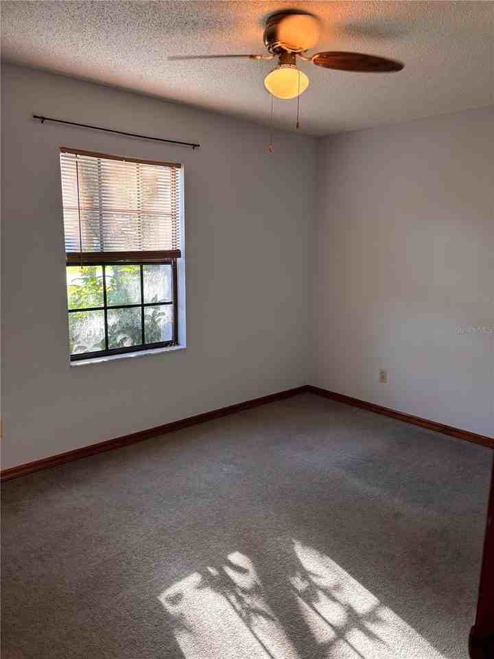780 W Ludlum Dr - Photo 7 of 12