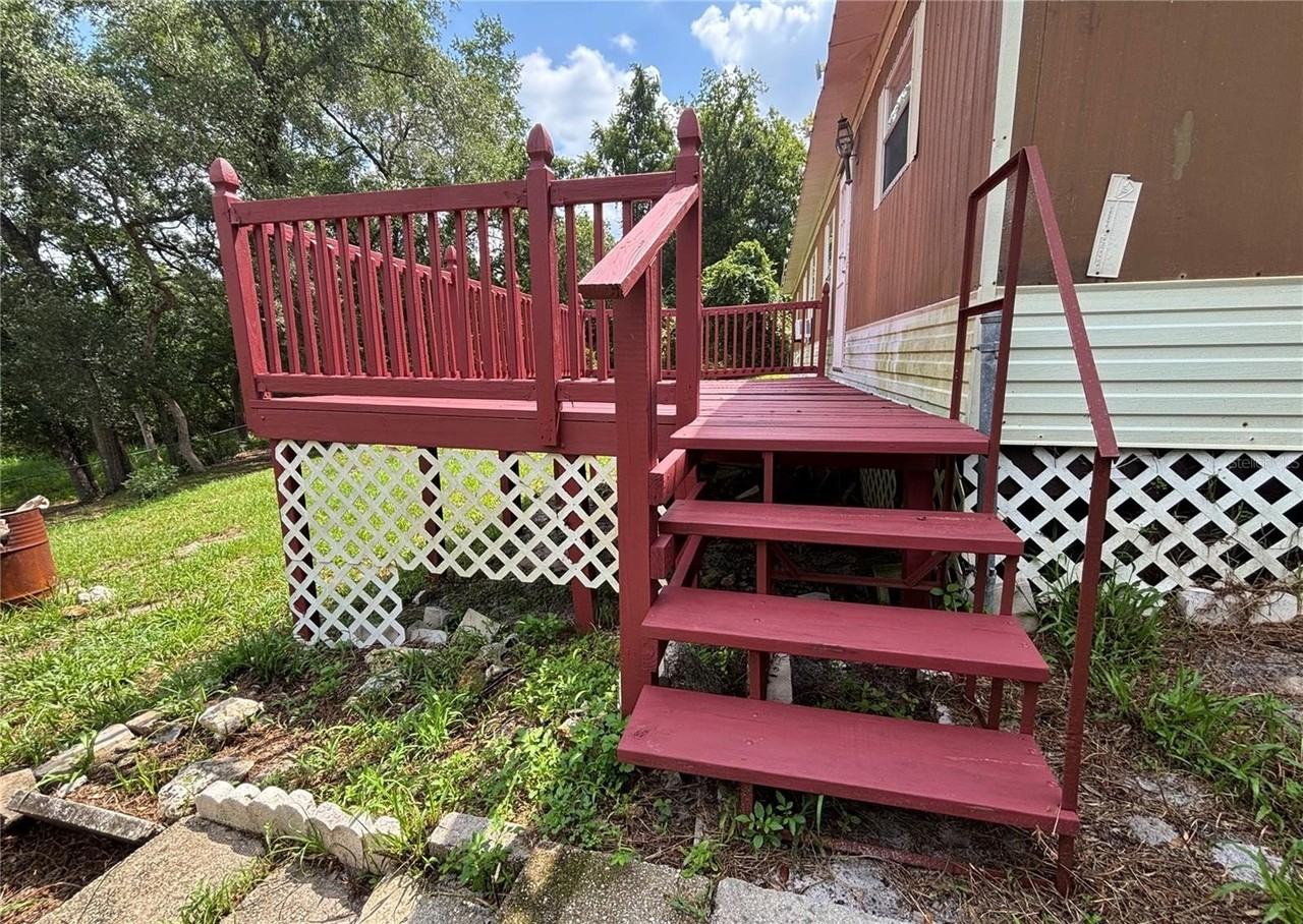 18225 Se 22nd Pl - Photo 3 of 23