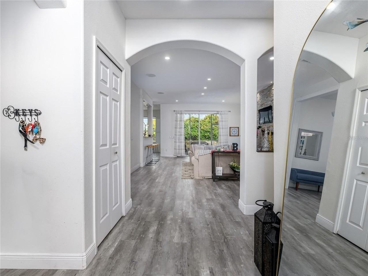 4015 Duke Firth St - Photo 4 of 50