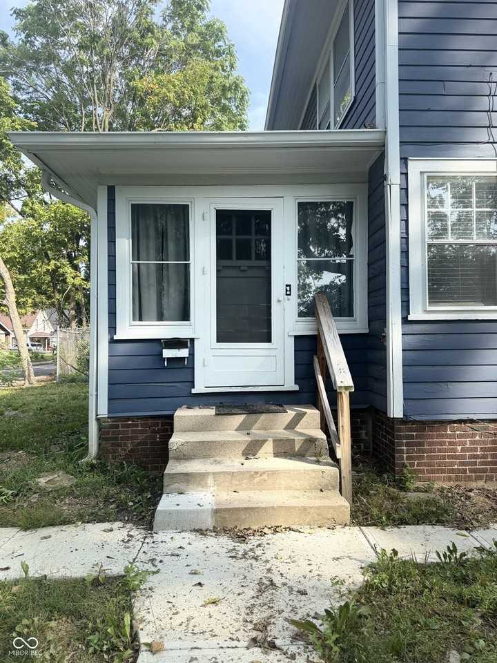 4103 Winthrop Ave