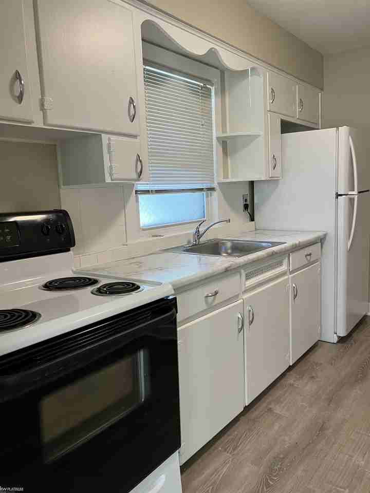 172 N #3 Avenue - Photo 6 of 14