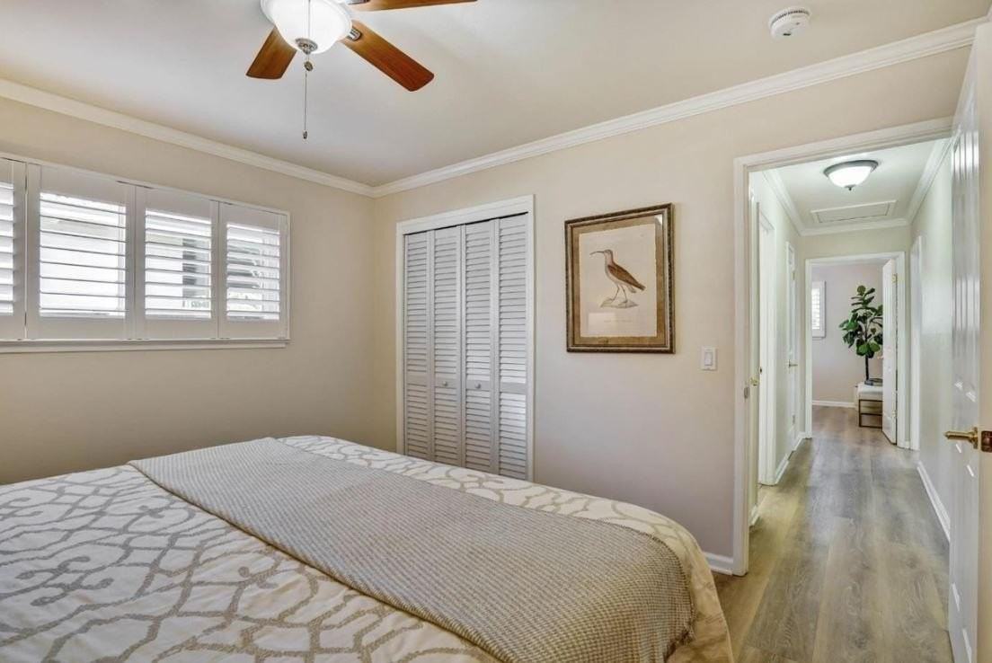 124 Oakwood Dr - Photo 5 of 17