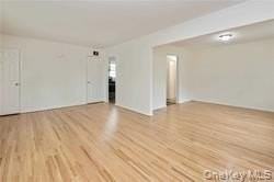 176 Nassau Blvd #1 - Photo 6 of 15