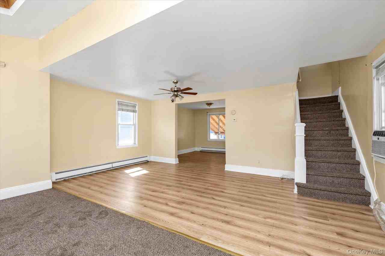 46 Derby St - Photo 5 of 19