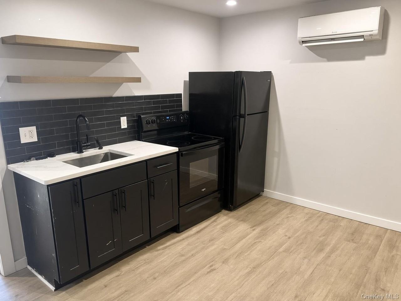 27 Academy St #1