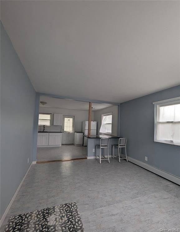544 Meade Ave - Photo 3 of 11