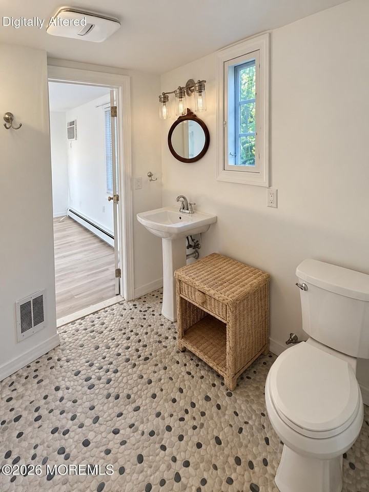 515 West St - Photo 5 of 8