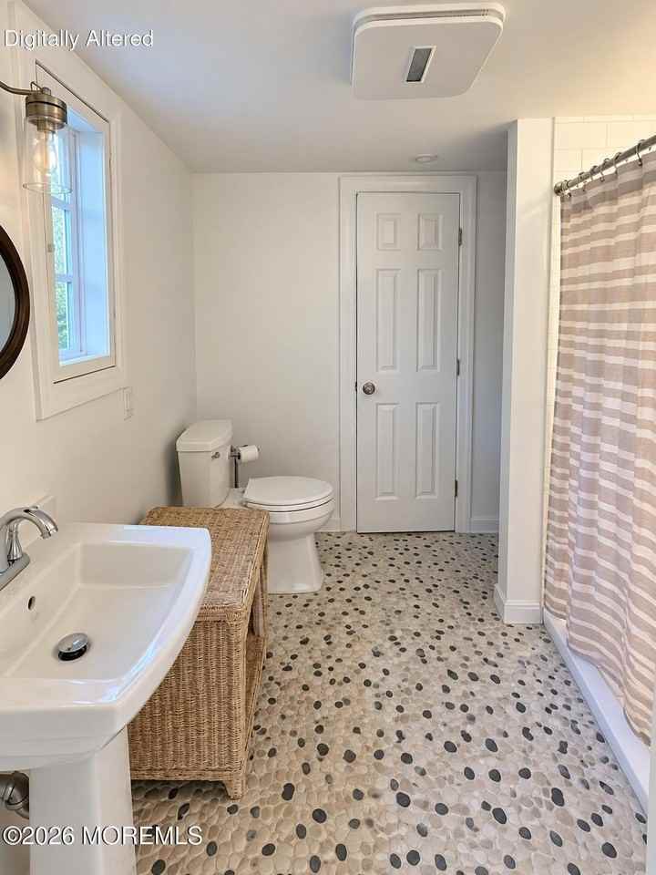 515 West St - Photo 6 of 8