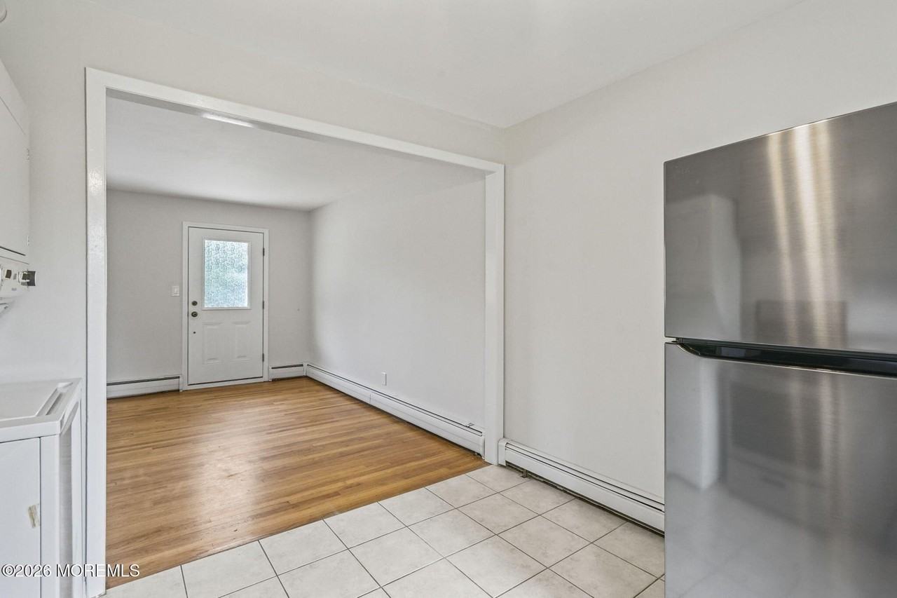 1122 Pine Bluff Ave - Photo 7 of 16
