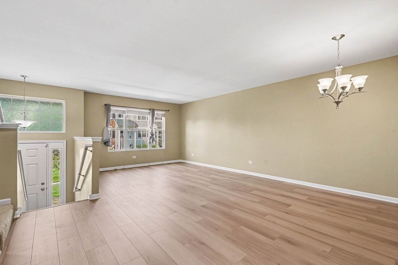 24617 Patriot Square Dr S - Photo 4 of 18