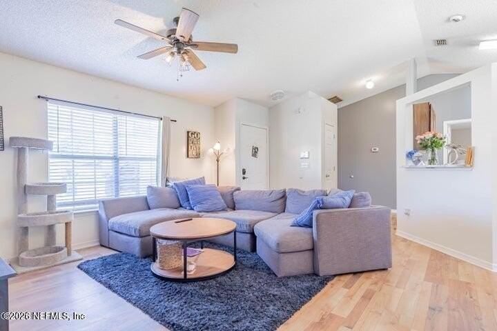 8278 Sailmaker Ln - Photo 4 of 24
