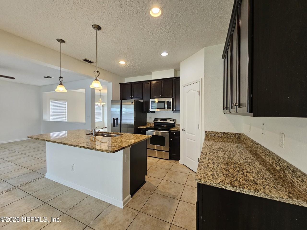 3866 Chasing Falls Rd - Photo 7 of 18