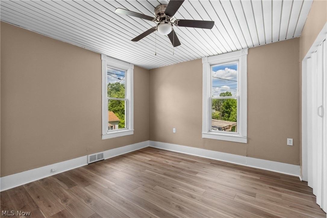 118 Spring Ave - Photo 5 of 20