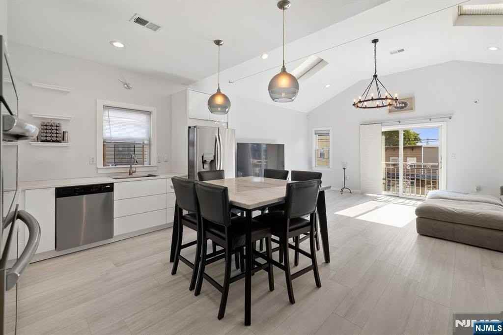 231 Hancock Ave #2 - Photo 2 of 13
