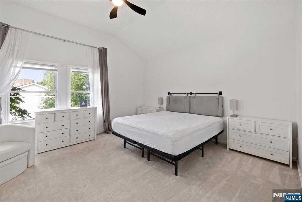 231 Hancock Ave #2 - Photo 4 of 13