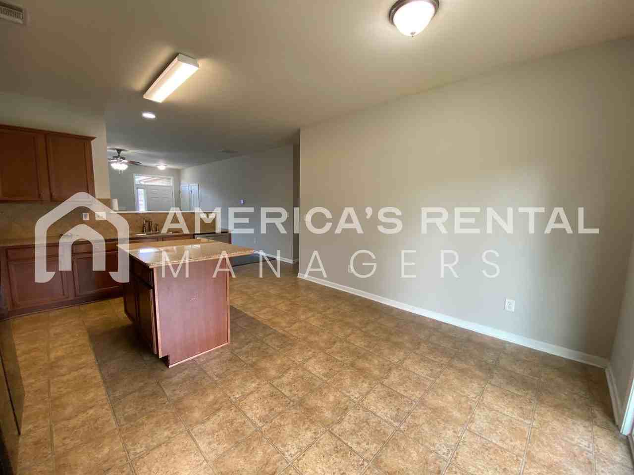 6720 Southern Trace Cir - Photo 6 of 18