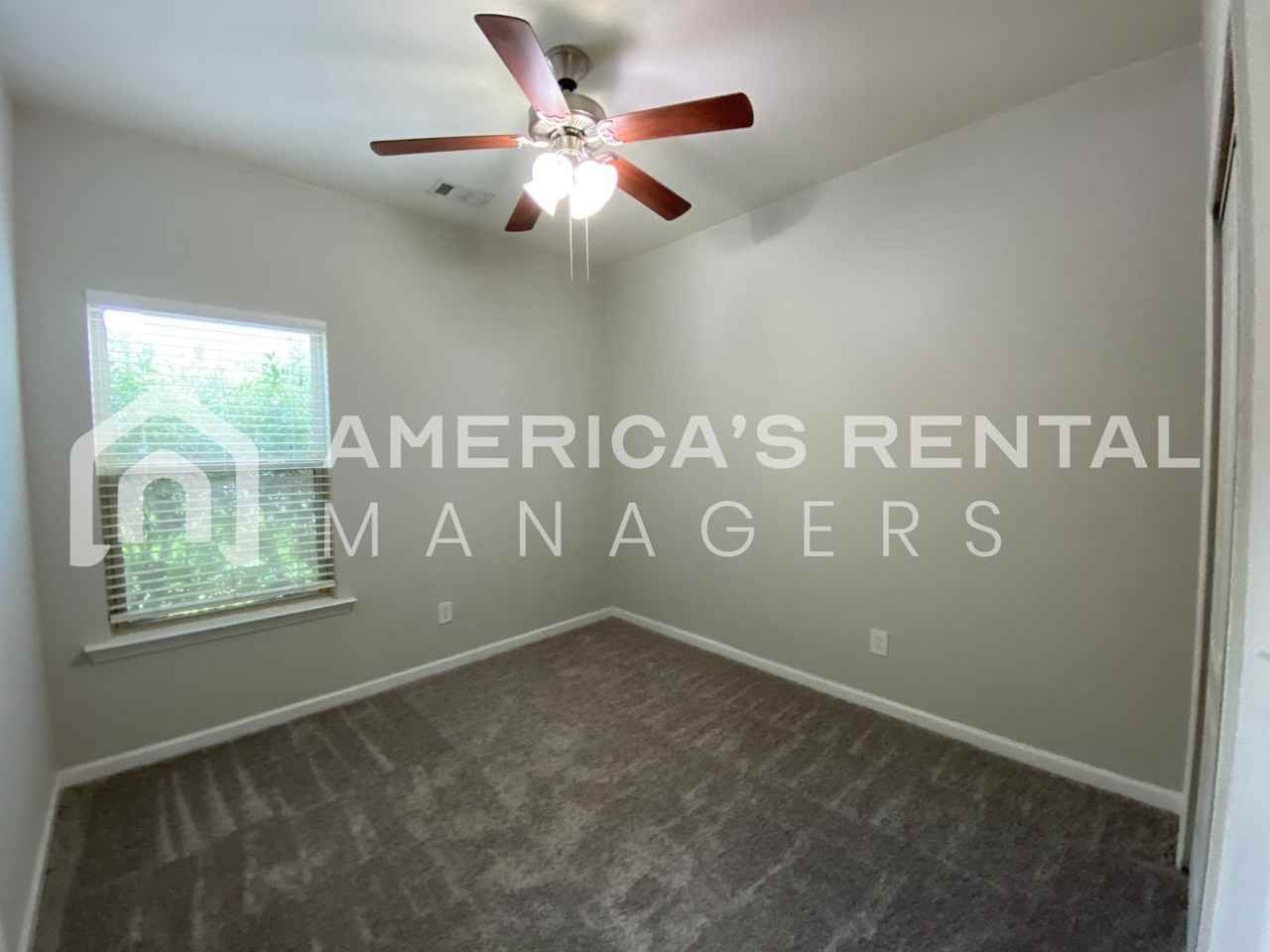 6720 Southern Trace Cir - Photo 7 of 18