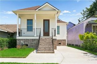 606 Whitney Ave - Photo 1 of 1