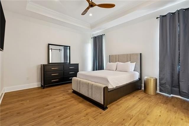 606 Whitney Ave - Photo 5 of 11