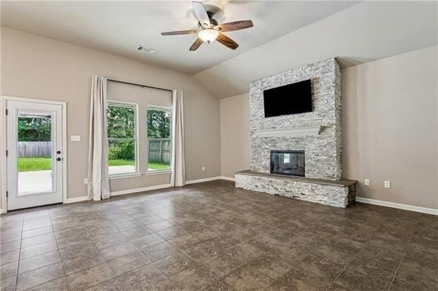 116 Meadow Spring Pl - Photo 4 of 21
