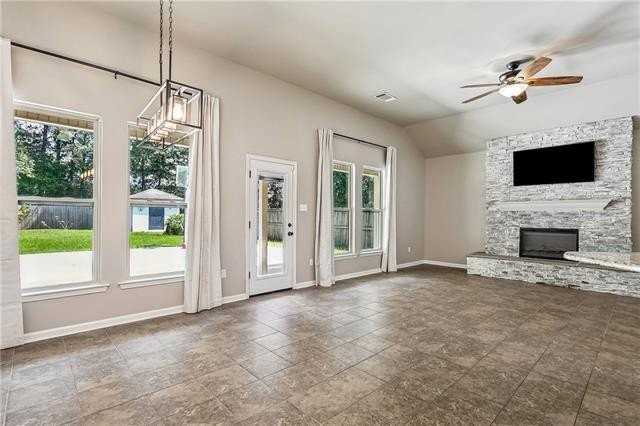 116 Meadow Spring Pl - Photo 6 of 21