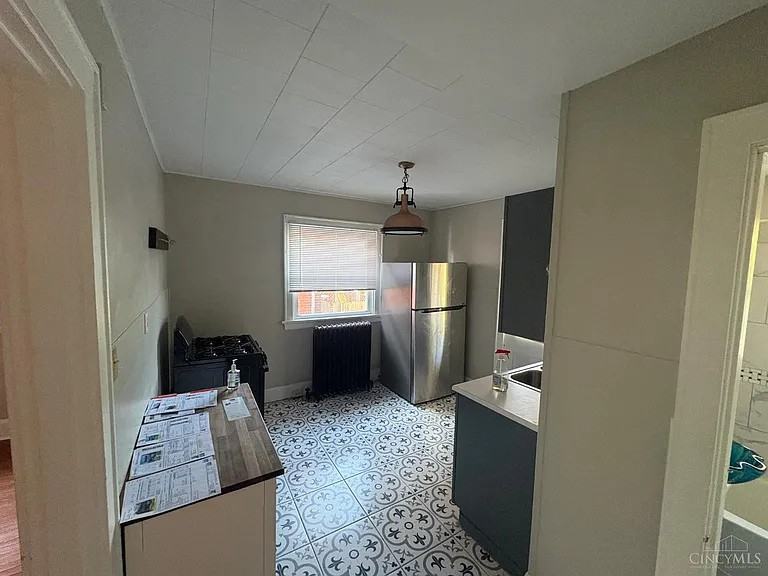 4237 Vine St #2 - Photo 3 of 5