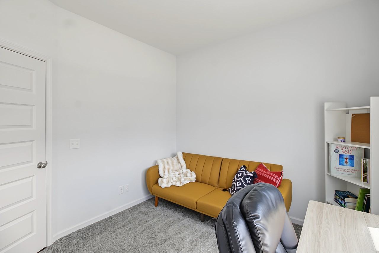 163 Alcove Ct #1 - Photo 3 of 27
