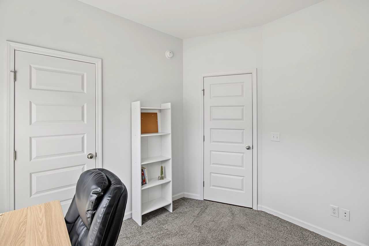 163 Alcove Ct #1 - Photo 4 of 27