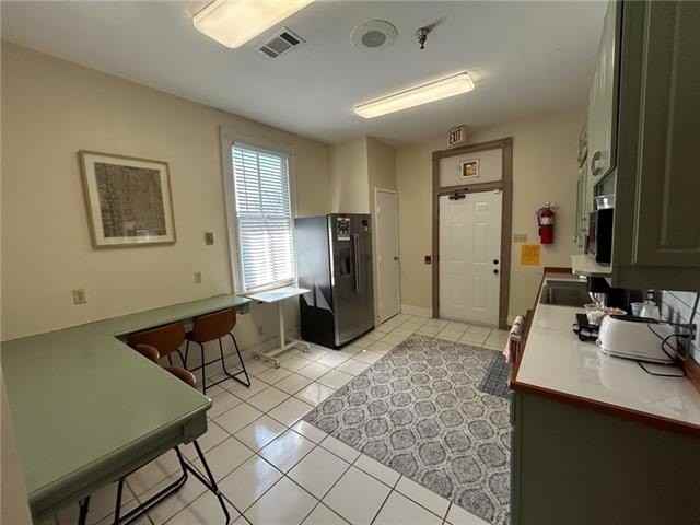 137 N Clark St #12 - Photo 6 of 10