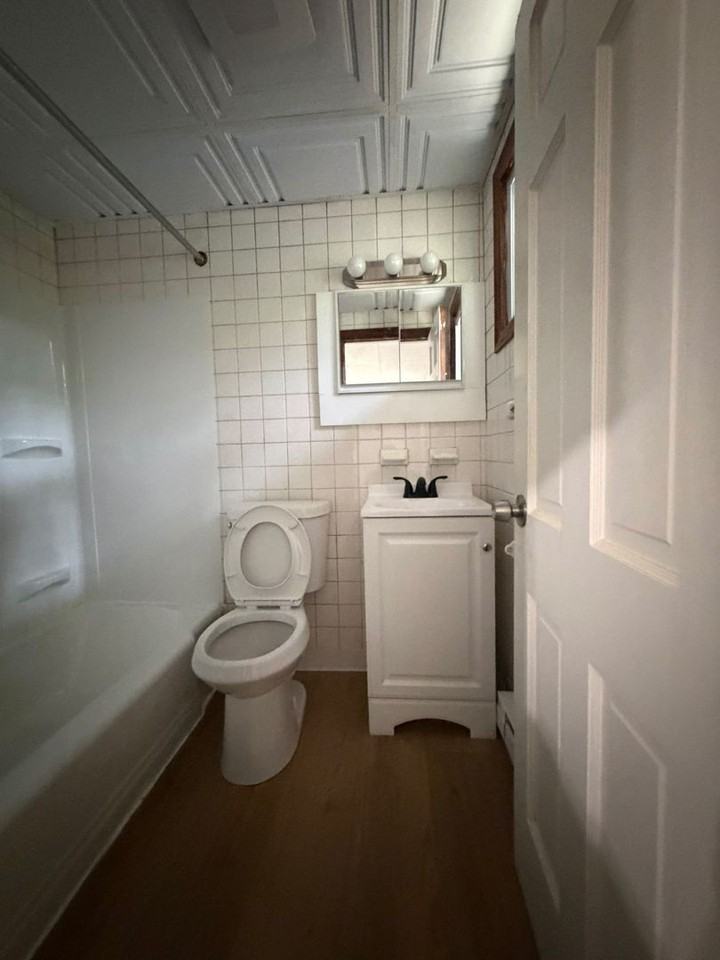 43 Cherry St - Photo 2 of 8