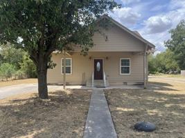 featured image of 1333 N Commerce St