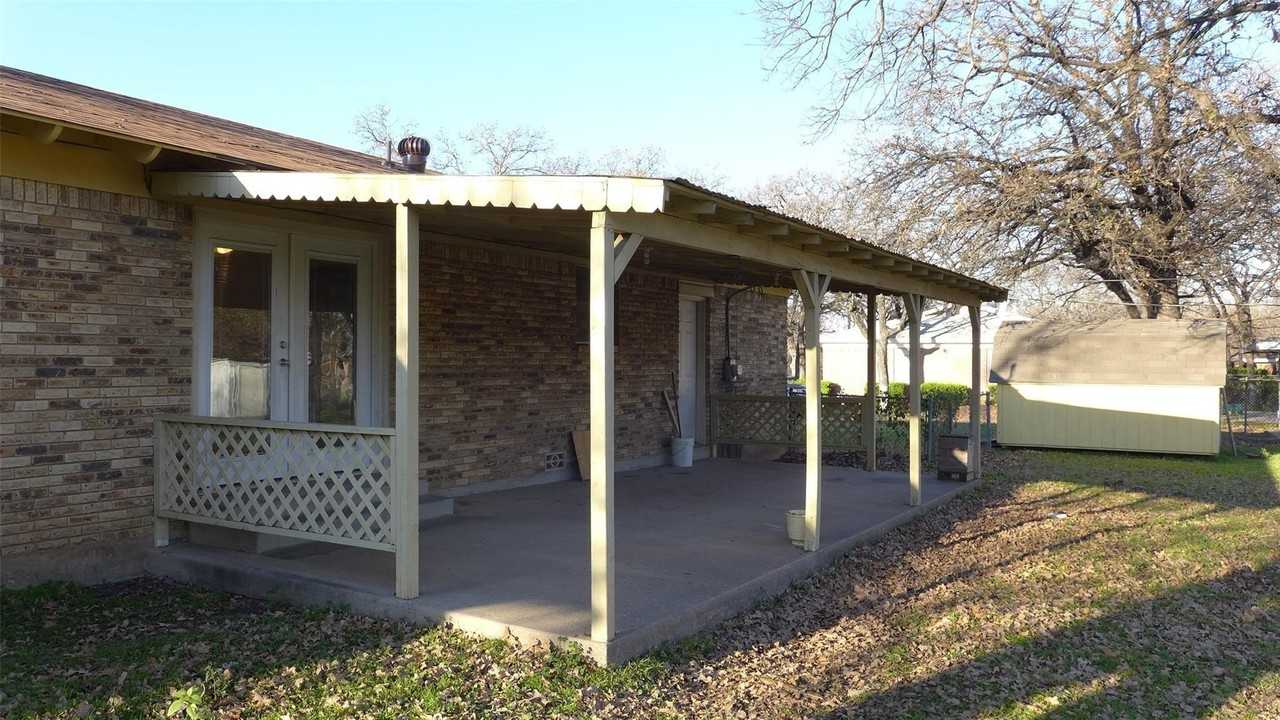 4208 Mccomas Rd - Photo 4 of 12