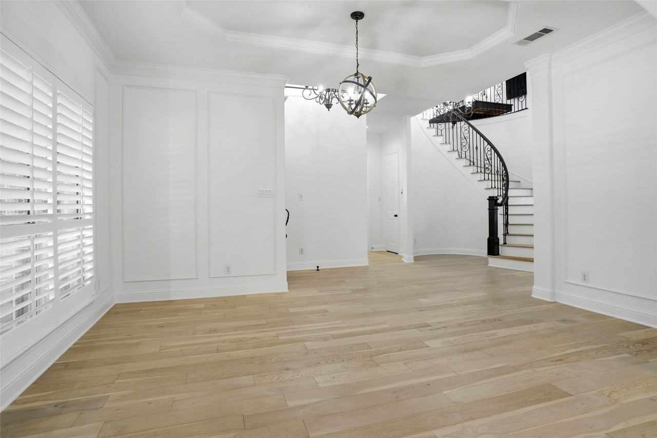 2414 Trophy Club Dr - Photo 6 of 40