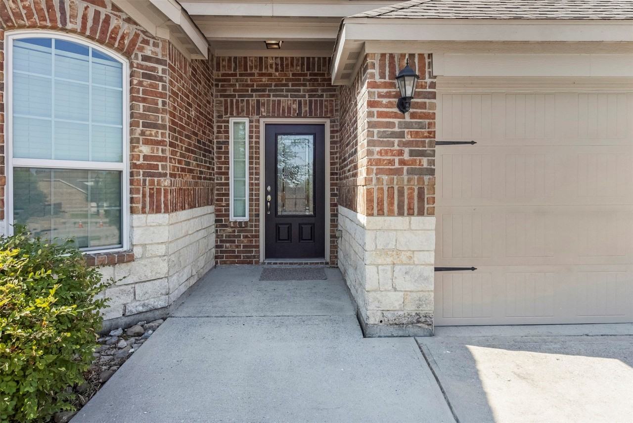 2309 Sephora Ct - Photo 4 of 36