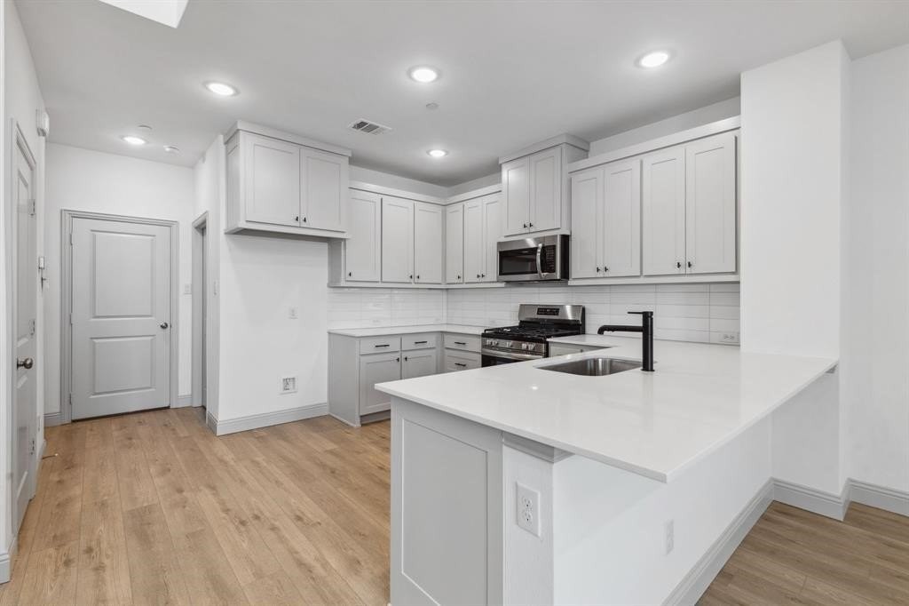 1028 Bristleleaf Way - Photo 5 of 16