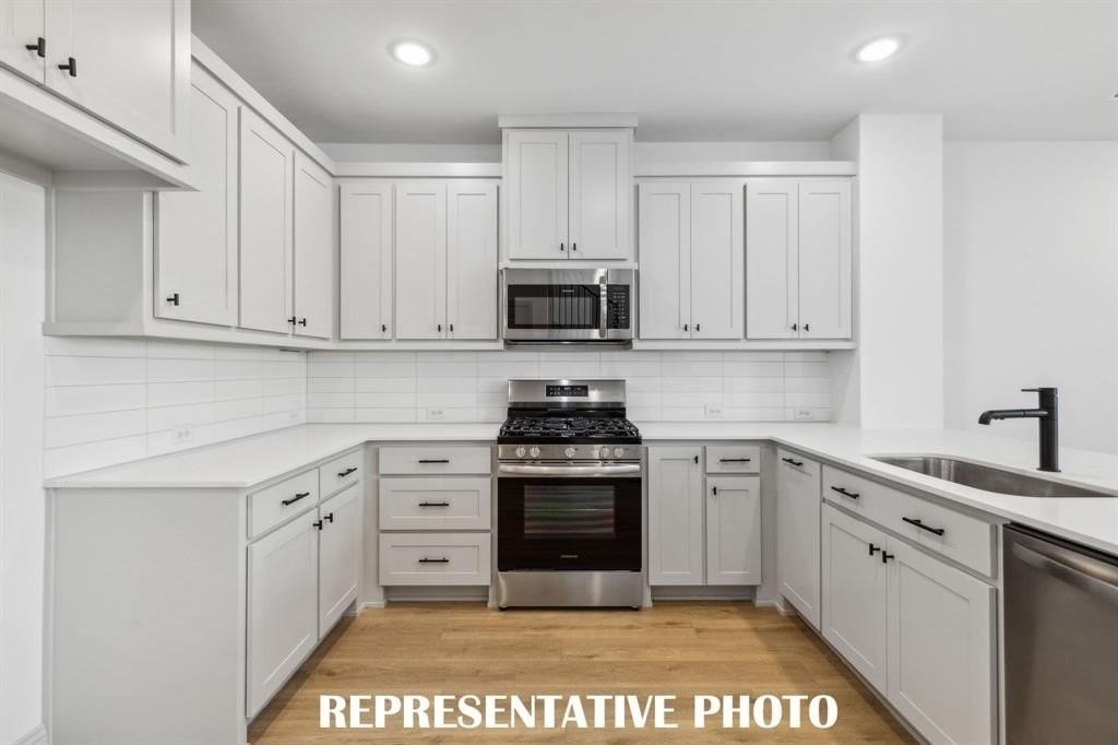 1028 Bristleleaf Way - Photo 6 of 16