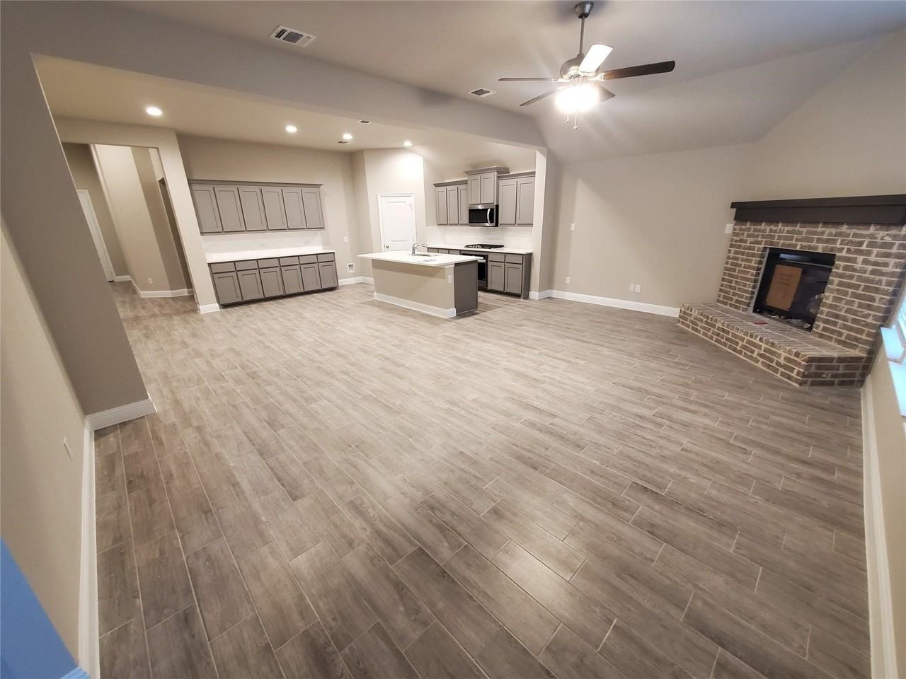 14928 Chipwood Dr - Photo 7 of 17