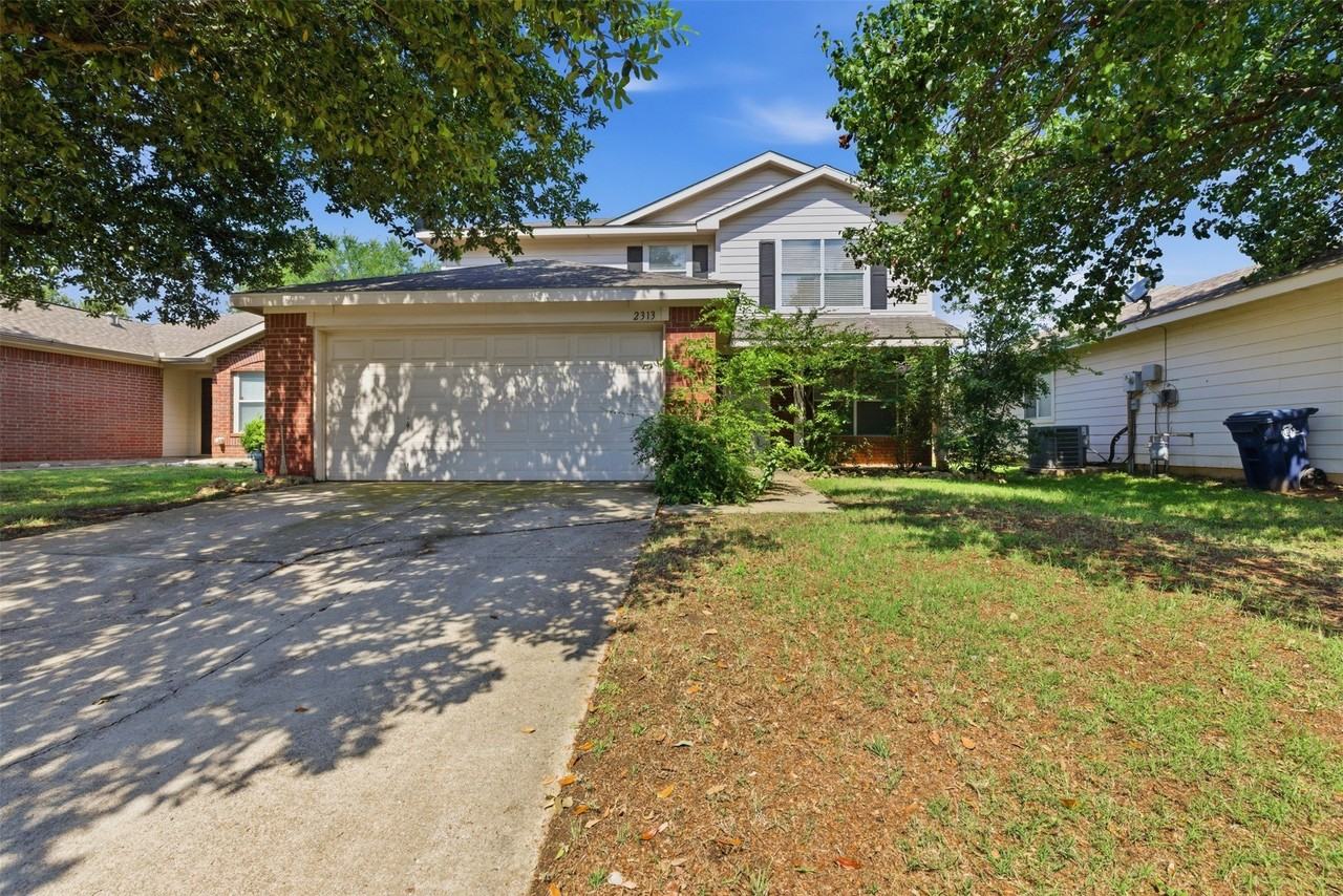 2313 Southway - Photo 2 of 35