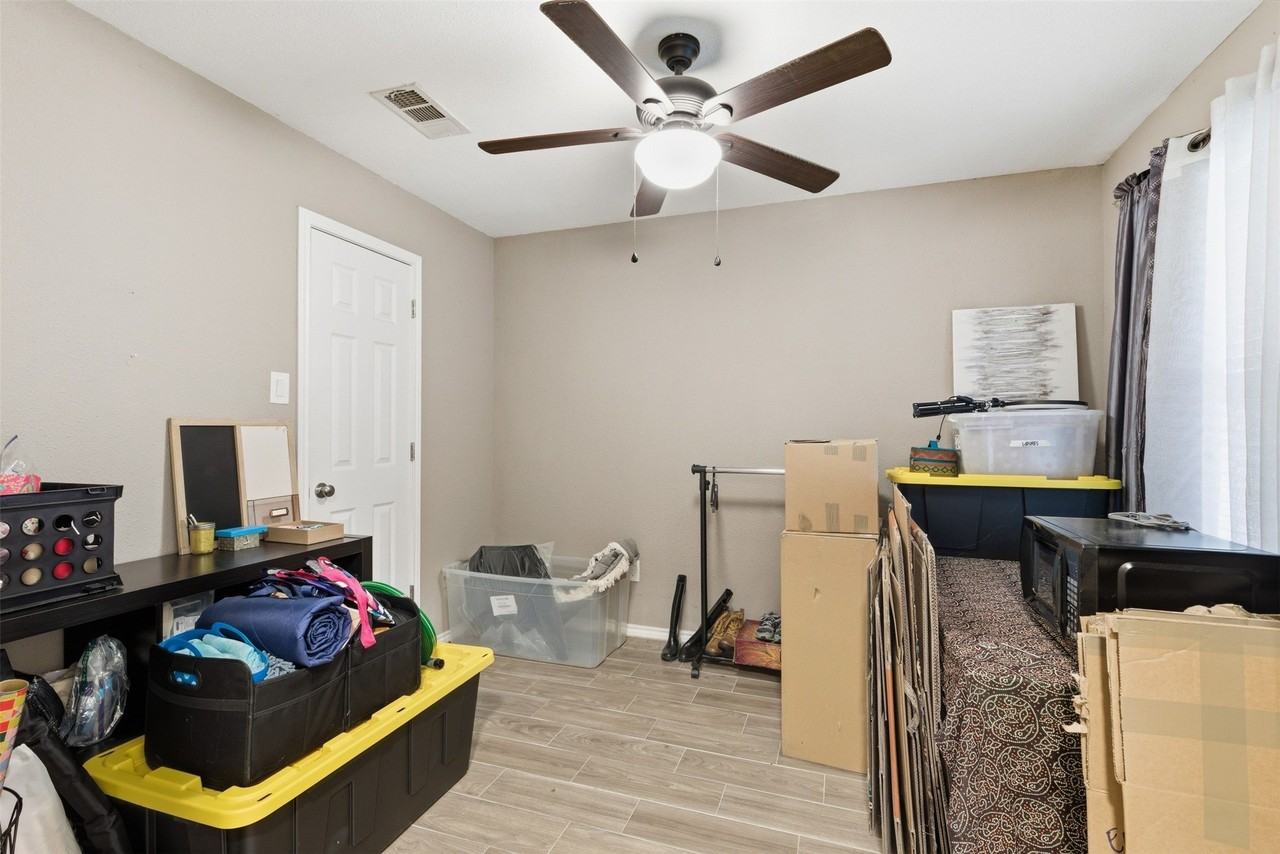 2313 Southway - Photo 7 of 35