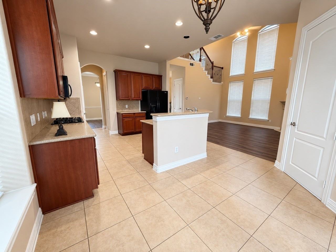 1572 Barksdale Dr - Photo 6 of 22